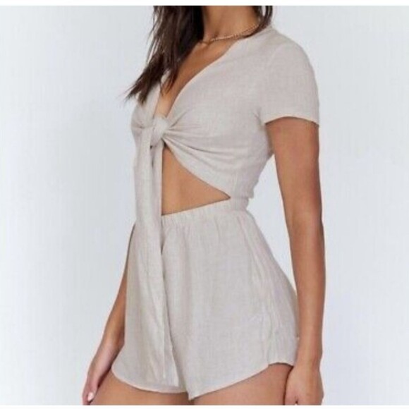 SOLD Stylish Cream Jumpsuit - Picture 13 of 16